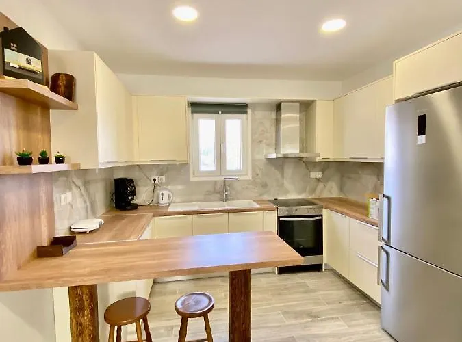 Sea Sound Perivolos * Agios Georgios (Santorini)